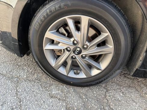 Used 2020 Kia Optima LX FWD image 26