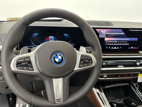 New 2026 BMW X5 xDrive50e w/ M Sport Package AWD/4WD image 22