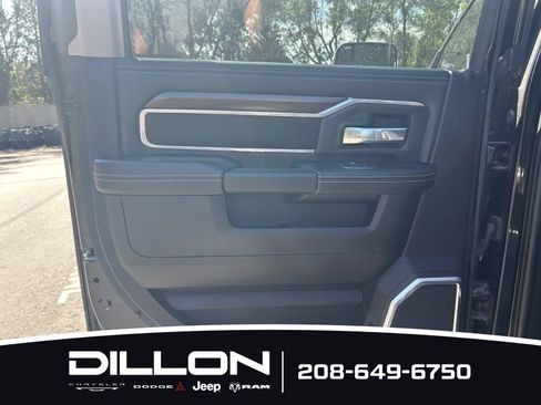 Used 2022 RAM 3500 Laramie AWD/4WD image 8