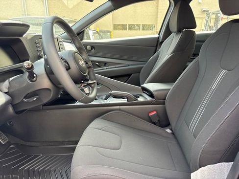 New 2026 Hyundai Elantra Sport FWD image 11