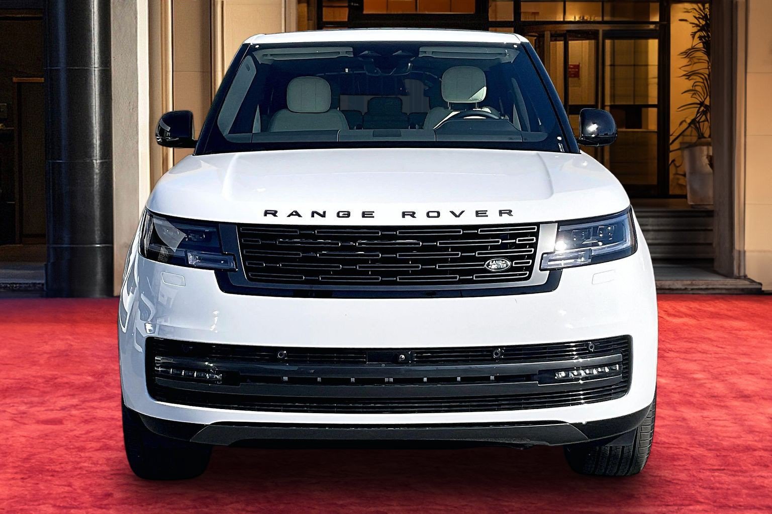 New 2026 Land Rover Range Rover SE AWD/4WD image 3