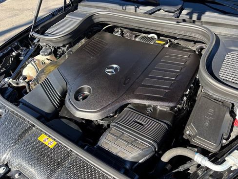 Used 2025 Mercedes-Benz GLE 450 4MATIC image 32