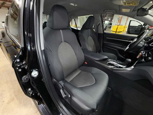 Used 2023 Toyota Camry LE FWD image 16