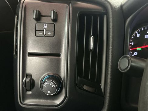 Used 2015 Chevrolet Silverado 3500 W/T w/ WT Convenience Package AWD/4WD image 30