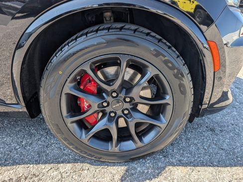 Used 2022 Dodge Durango SRT w/ Technology Group image 9