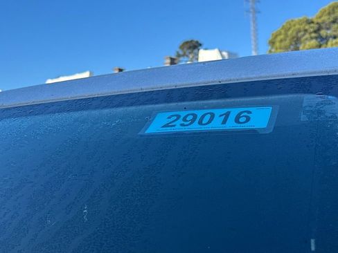 Used 2022 Mercedes-Benz Metris image 3