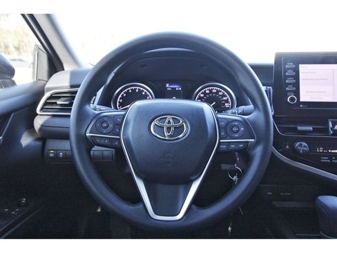 Used 2023 Toyota Camry LE image 14