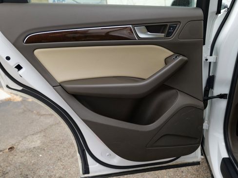 Used 2016 Audi Q5 2.0T Premium image 22