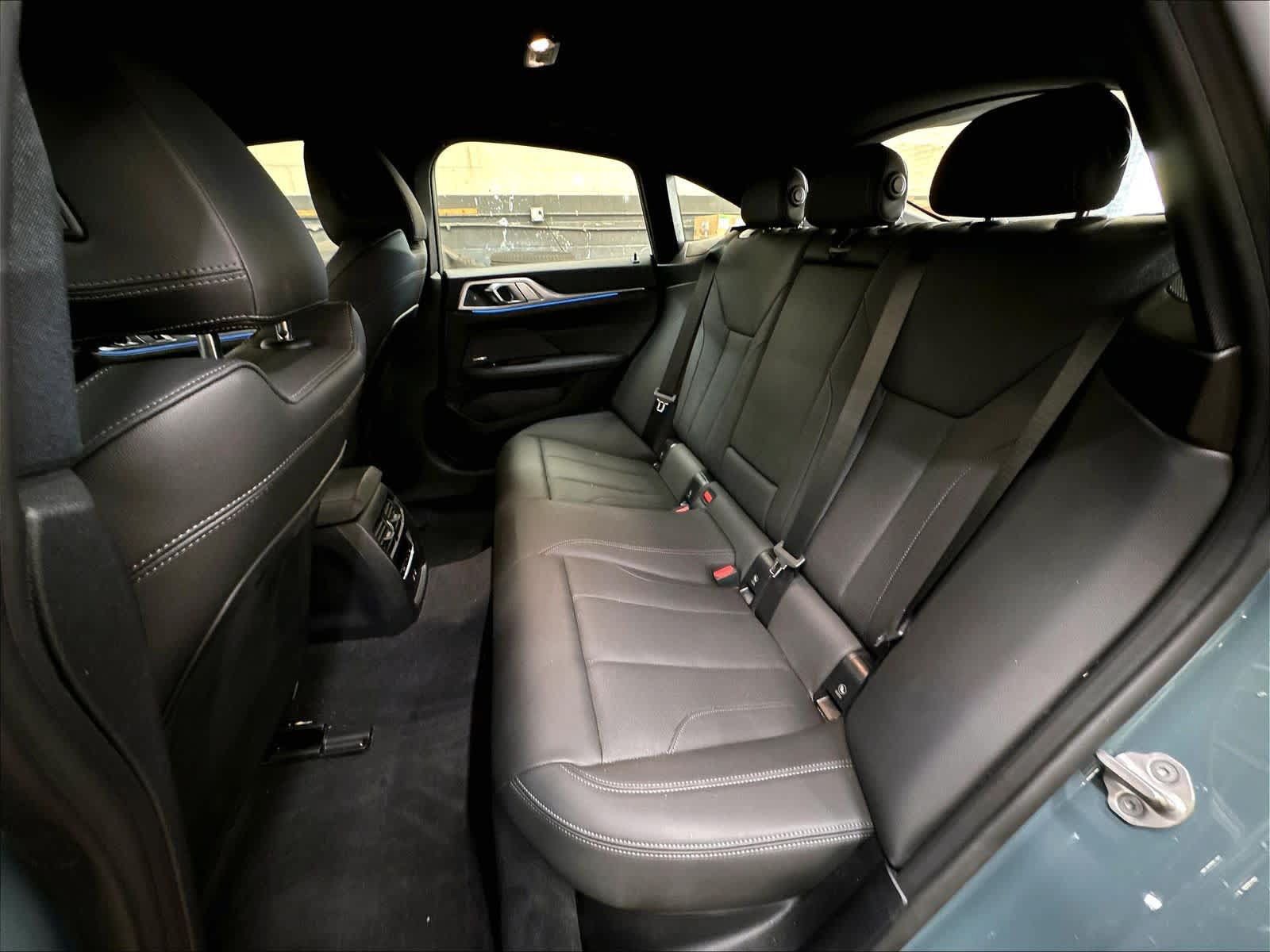 Used 2025 BMW i4 eDrive40 w/ Premium Package RWD image 29