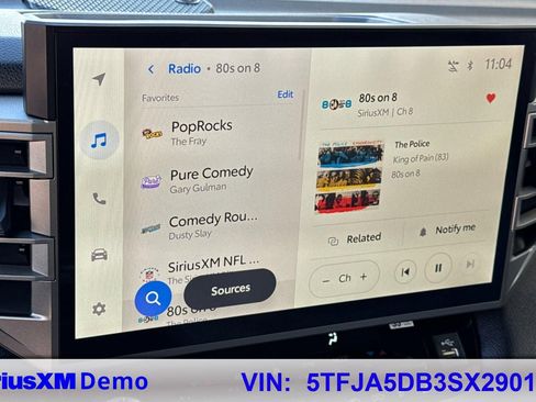 Used 2025 Toyota Tundra Limited image 27