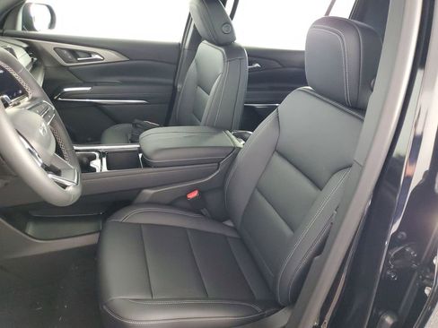 New 2026 Chevrolet Traverse LT w/ Midnight/Sport Edition FWD image 12