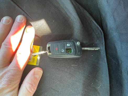 Used 2015 Chevrolet Equinox LT w/ Driver Convenience Package image 45