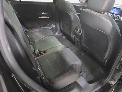 Used 2024 Mercedes-Benz EQB 250+ image 11