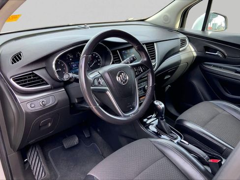 Used 2021 Buick Encore Preferred w/ Safety Package AWD/4WD image 16