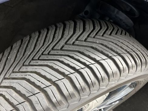 Used 2023 Chevrolet Equinox RS w/ RS Leather Package image 39