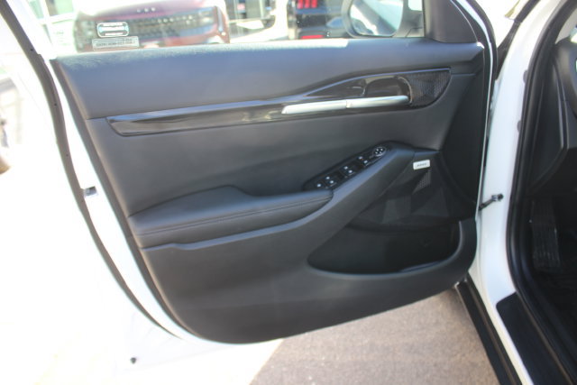 Used 2024 Kia Seltos SX w/ SX Sunroof Package AWD/4WD image 21