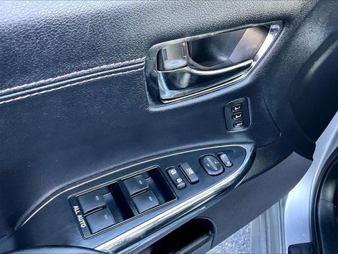 Used 2016 Toyota Avalon XLE Premium image 31