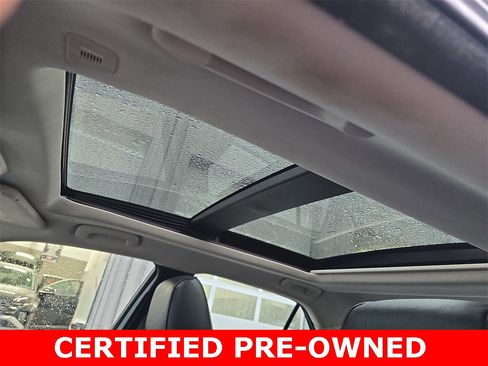 Certified 2019 Chrysler 300 Limited image 30