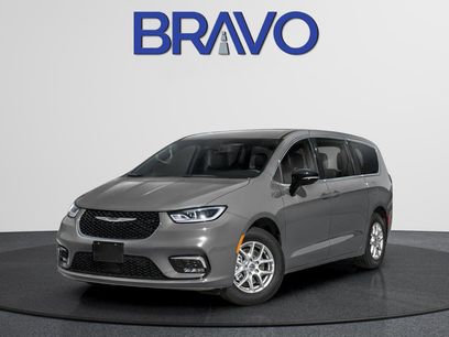 Used 2025 Chrysler Pacifica Limited