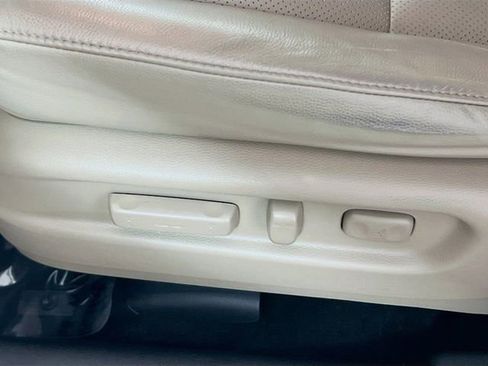 Used 2017 Honda Ridgeline RTL-T image 16