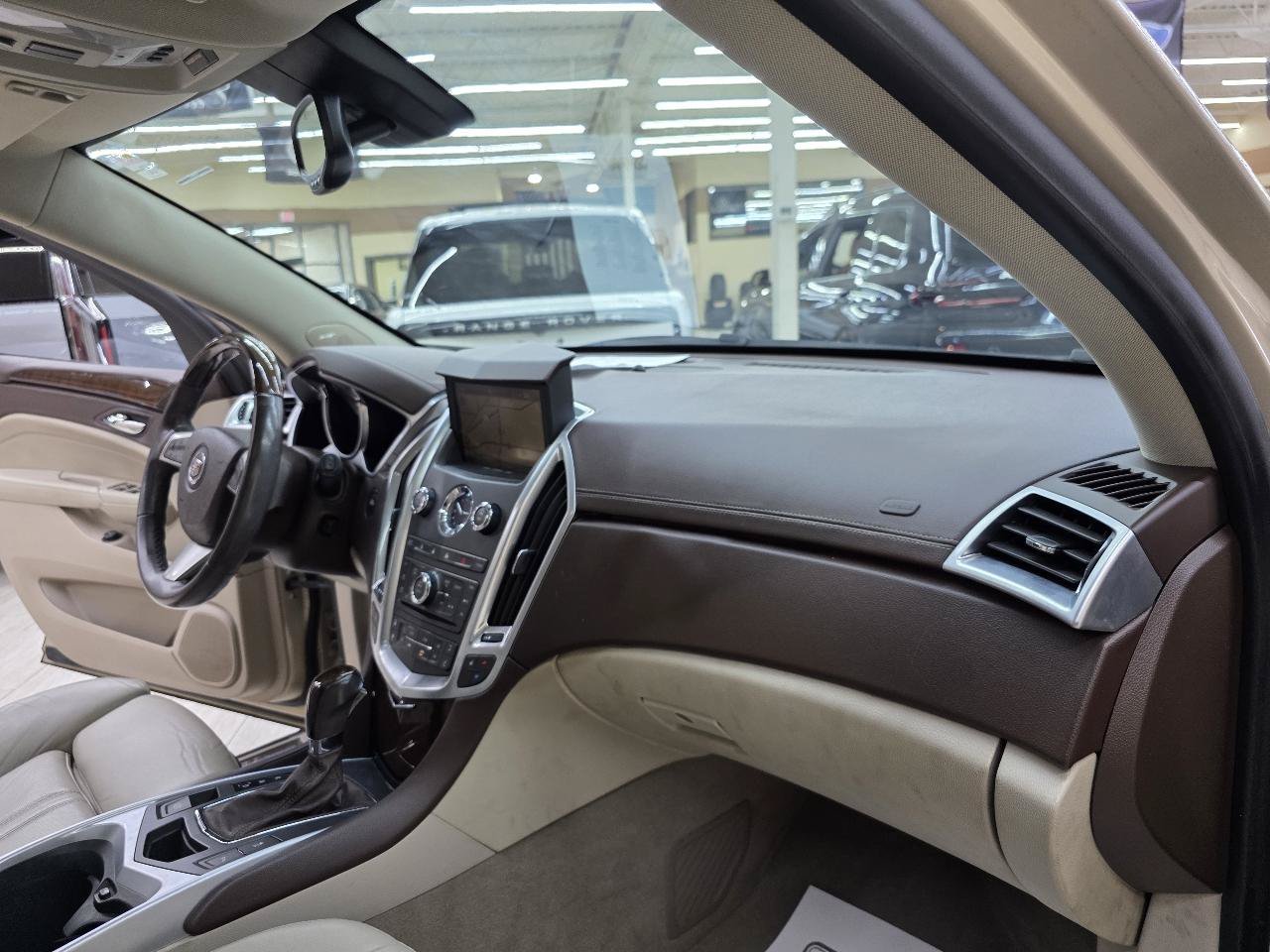 Used 2011 Cadillac SRX Luxury FWD image 21