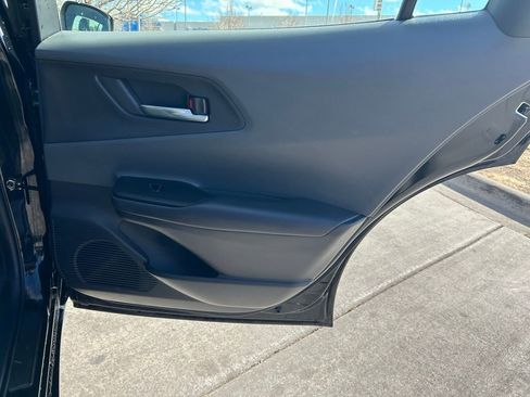 Used 2023 Toyota Prius XLE image 28
