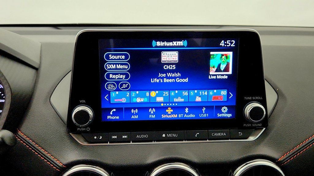 Used 2025 Nissan Sentra SR w/ SR Premium Package FWD image 17