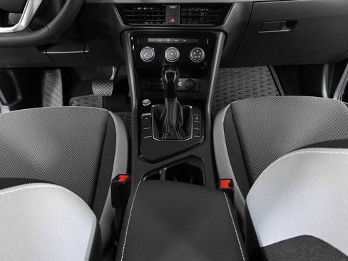 Certified 2023 Volkswagen Taos S FWD image 14