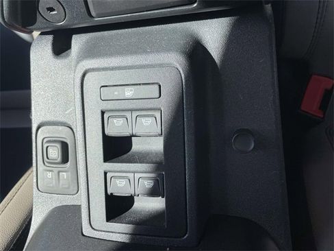 Certified 2023 Ford Bronco Wildtrak image 13