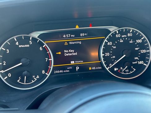 Used 2023 Nissan Rogue S image 21