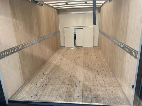 New 2024 Ford E-450 and Econoline 450 Super Duty w/ Interior Upgrade Package image 20