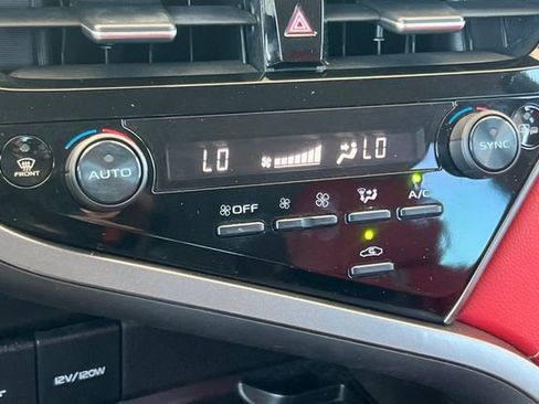 Used 2022 Toyota Camry XSE FWD image 26