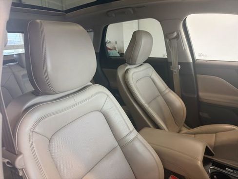 Used 2020 Lincoln Corsair AWD w/ Premium Package image 37