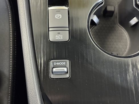 Used 2023 Nissan Rogue SV image 33