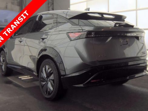 Used 2023 Nissan Ariya AWD image 4