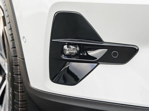 New 2026 Volvo XC40 B5 Ultra w/ Protection Package Premier image 15