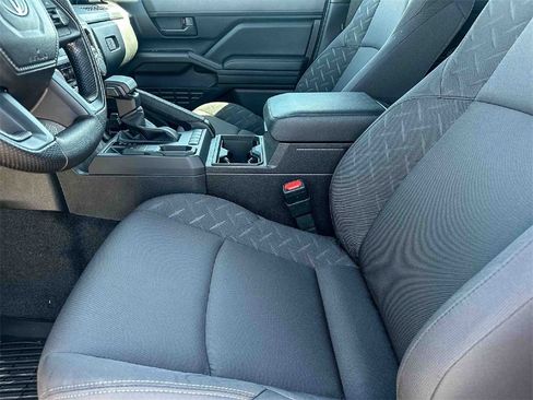 Certified 2026 Toyota Tacoma SR image 5