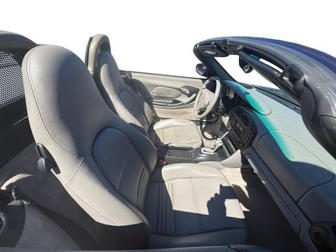 Used 2003 Porsche Boxster RWD image 15
