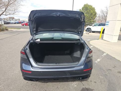 Used 2025 Honda Accord Touring image 7