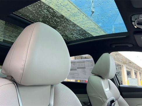 New 2026 Hyundai Tucson Limited w/ Tow & Go Package image 17