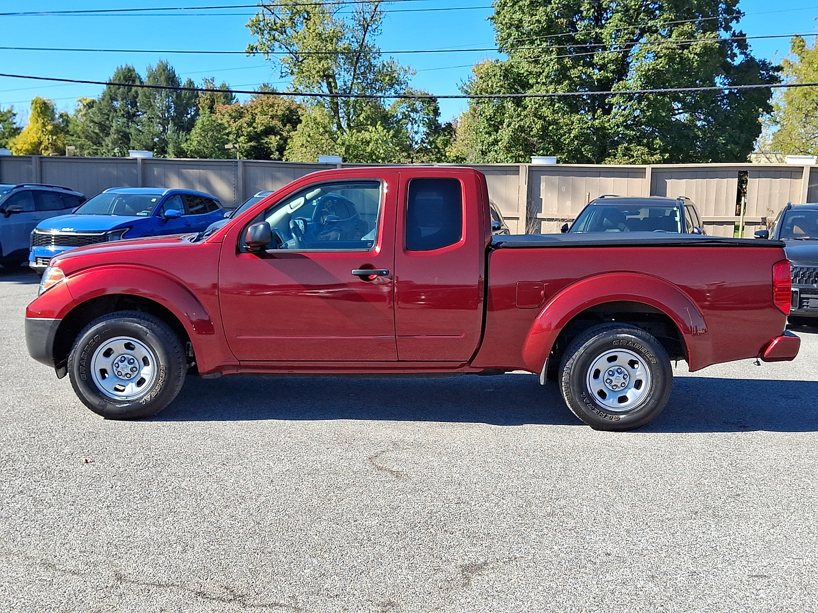 Used 2017 Nissan Frontier S RWD image 9