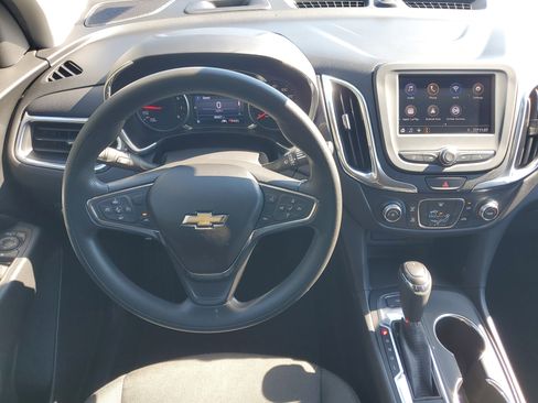 Used 2020 Chevrolet Equinox LT image 18
