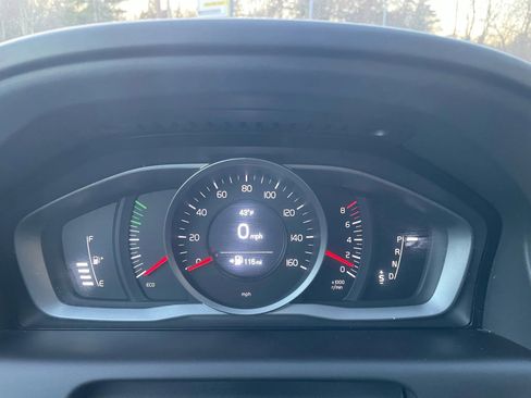 Used 2016 Volvo XC60 T5 image 23