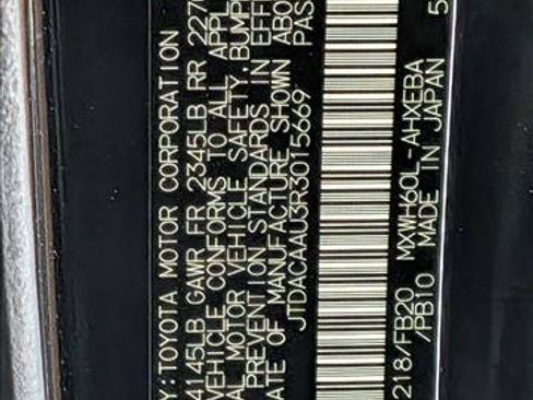 Used 2024 Toyota Prius LE FWD image 26