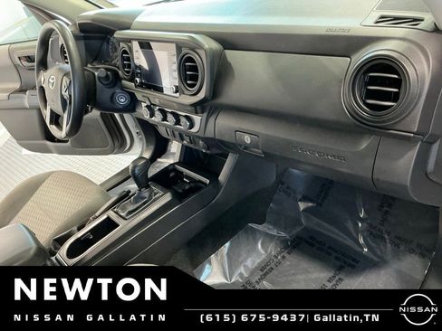 Used 2023 Toyota Tacoma 4x4 Double Cab image 17