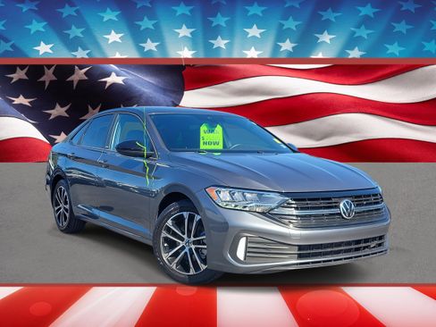 Used 2023 Volkswagen Jetta Sport image 1