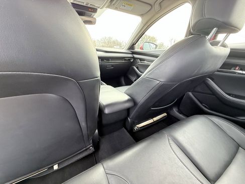 Used 2024 MAZDA MAZDA3 s image 25