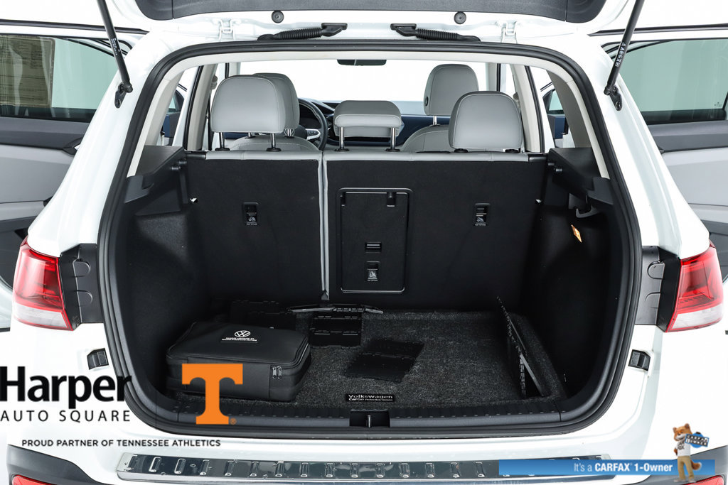 Used 2023 Volkswagen Taos SE w/ Panoramic Sunroof Package AWD/4WD image 29
