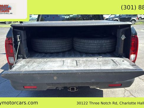 Used 2018 Honda Ridgeline Sport image 16