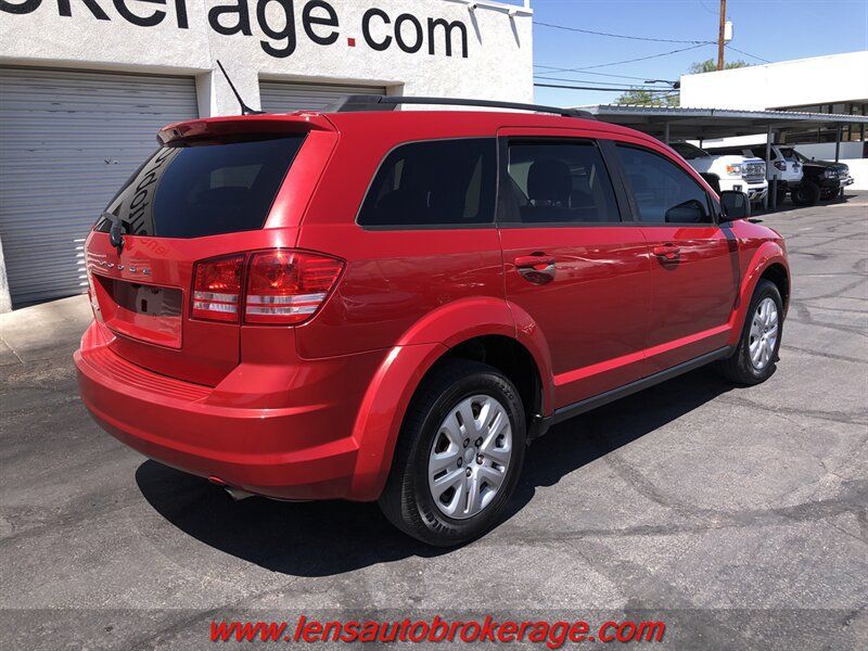 Used 2016 Dodge Journey SE w/ Flexible Seating Group FWD image 8